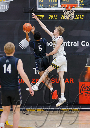 12302024 BMCC vs CSI  012