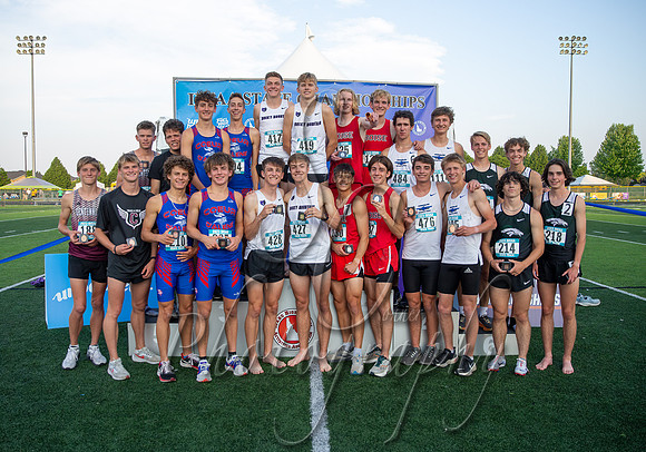 5A Boys 4x800 Relay