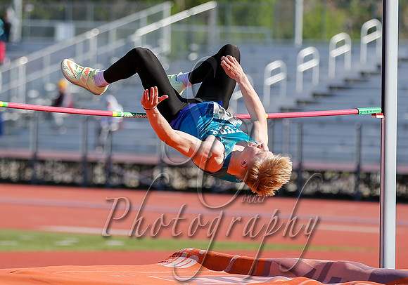 State Track Saturday Action  019