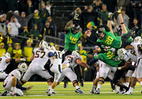 NCAA FOOTBALL: OCT 06 California at Oregon