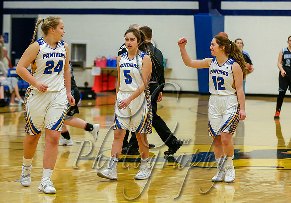 Dietrich vs Carey Girls 020