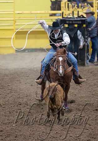 Rodeo Friday Slack Cade Johnson 013