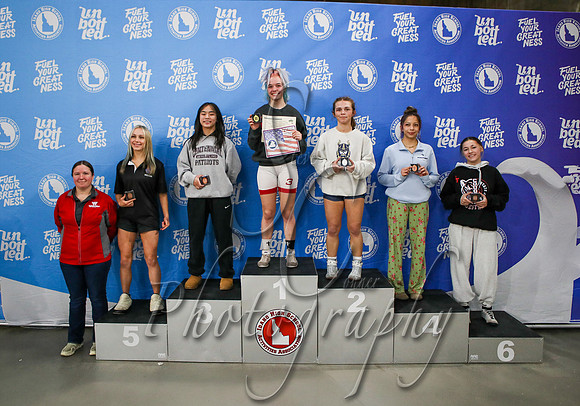 105 lb Award Stand