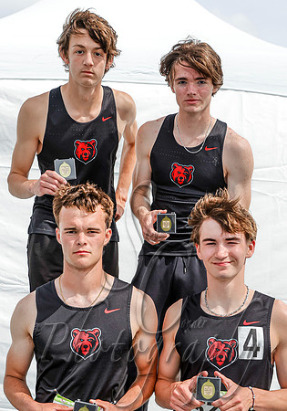 5A Boys 4x400 Relay Champions - Moscow