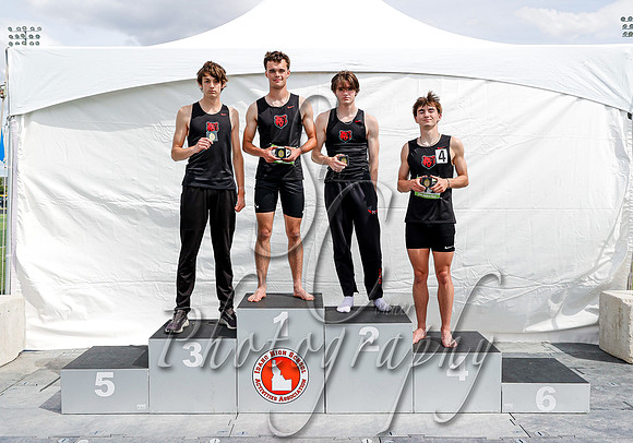 5A Boys 4x400 Relay Champions - Moscow 3
