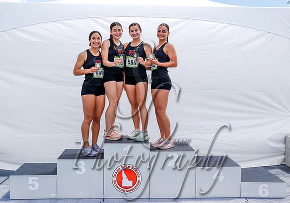 5A Girls 4x100 Relay Champions - Moscow 6
