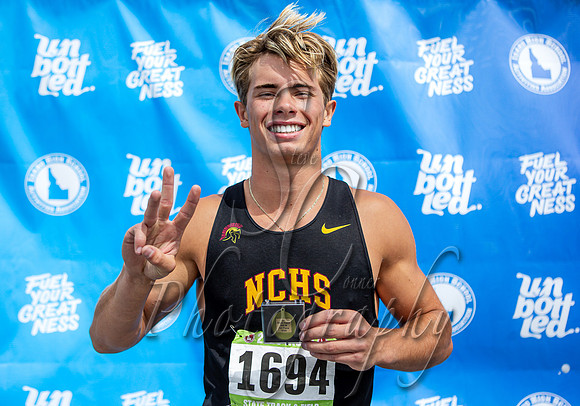3A Boys 400 Champion -  Ian Johnson - Nampa Christian