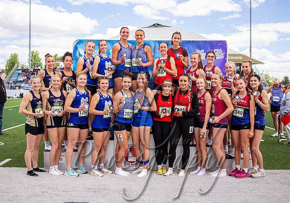 4A Girls 4x200 Relay