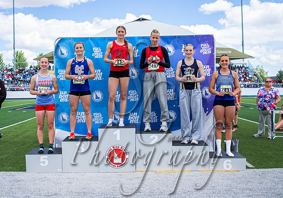 4A Girls 100