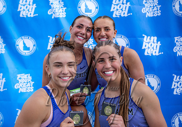 4A Girls 4x200 Champions - Sugar Salem