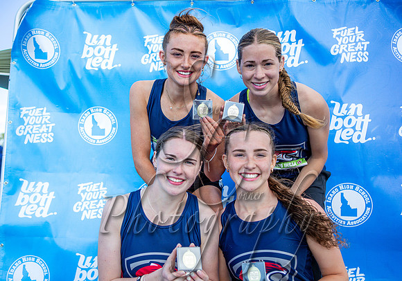 4A Girls 4x400 Relay Champions - CdA Charter