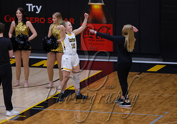 Central Wyoming vs. CSI Women 007