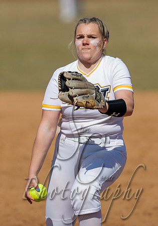SLCC vs. CSI Softball Game 1  007
