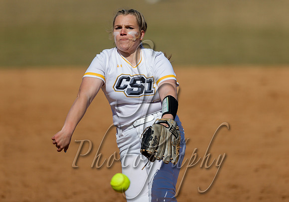 SLCC vs. CSI Softball Game 1  009
