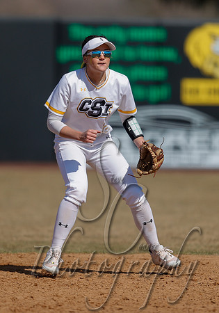 SLCC vs. CSI Softball Game 1  019
