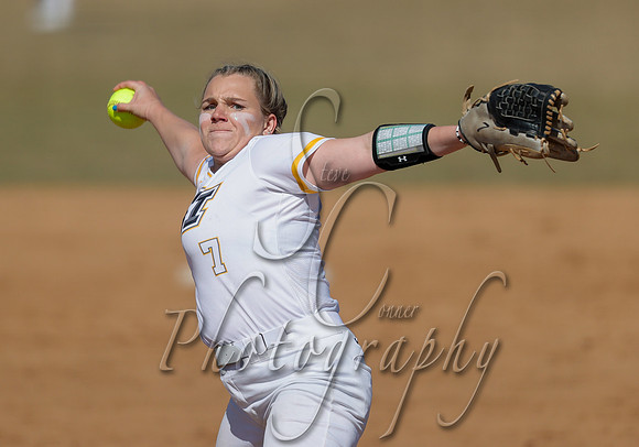 SLCC vs. CSI Softball Game 1  014