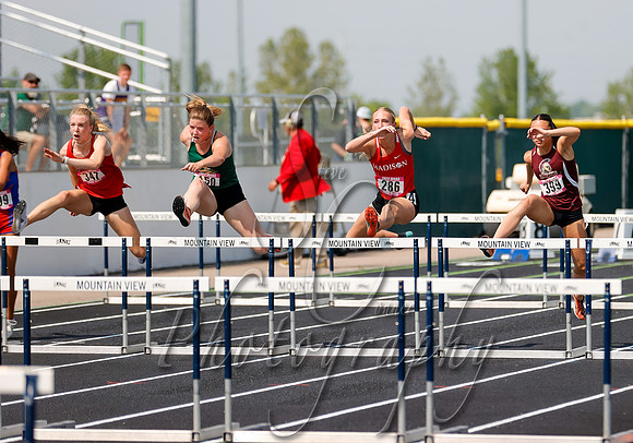 2023 State Track Action Friday 001