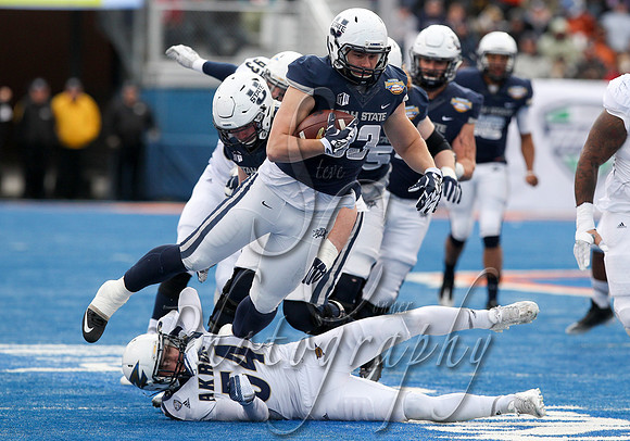 172151222034_Akron v Utah State