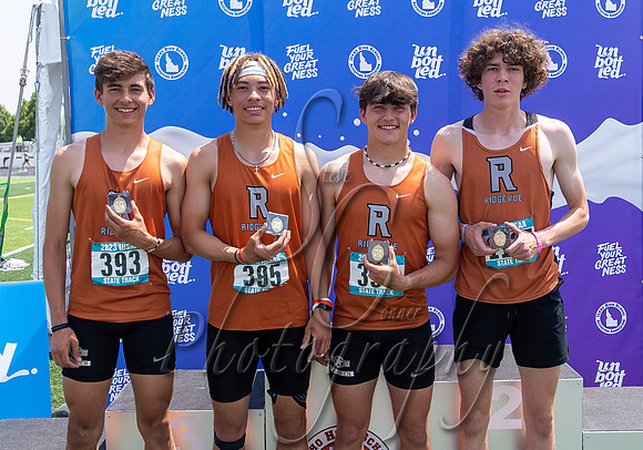 4A Boys 4x200 Relay Champions - Ridgvue 2