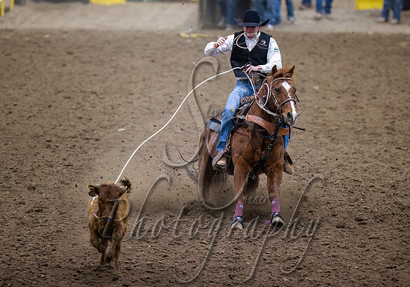Rodeo Friday Slack Cade Johnson 018