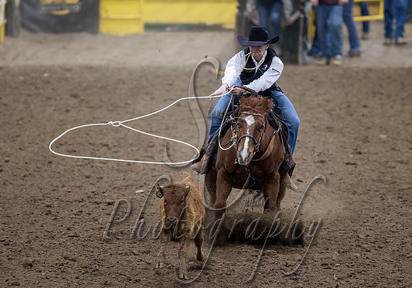 Rodeo Friday Slack Cade Johnson 016