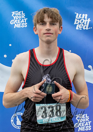 1A Boys 200 Champion - London Kirk - Deary
