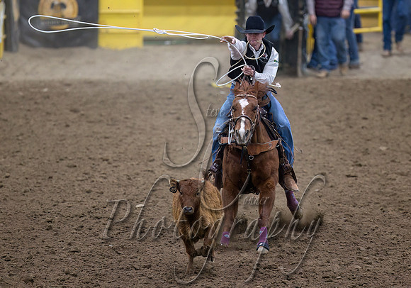 Rodeo Friday Slack Cade Johnson 015