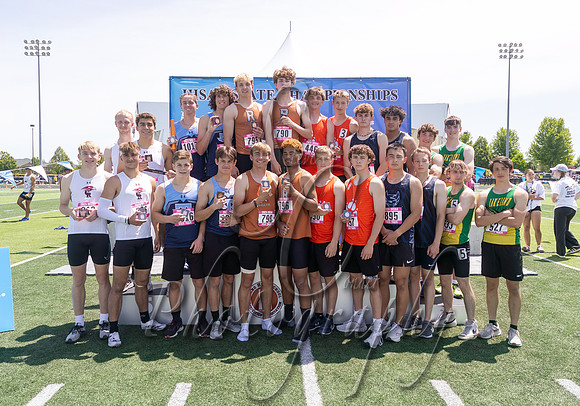 4A Boys 4x200 Relay
