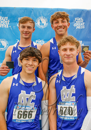 4A Boys 4x200 Relay Champion - Cole Valley