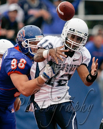 NCAA FOOTBALL: NOV 08 Utah State at Boise State