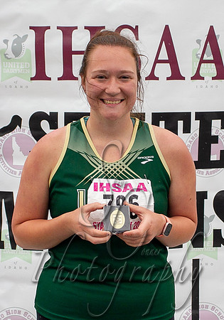 2A Girls Discus Champion Madison Sotin St Maries