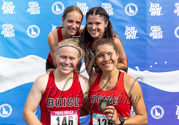 5A Girls 4x400 Relay Champions - Boise 1