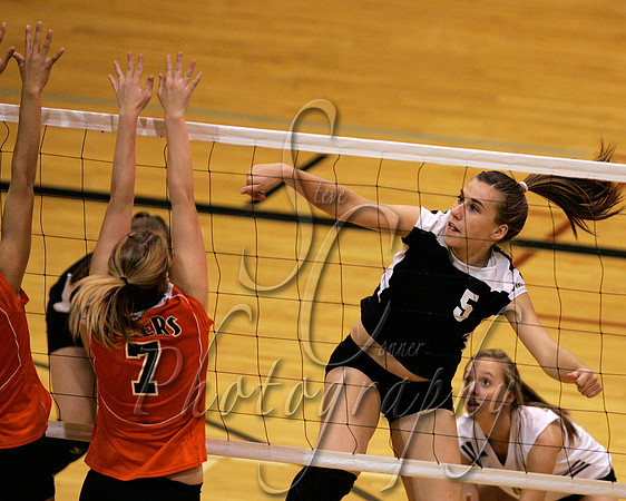 Kuna vs Mountain Home 10-21 012