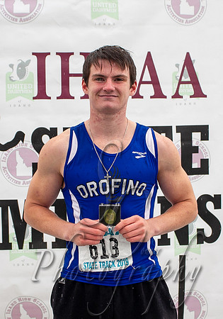 2A Boys Pole Vault Champion Eric Perry  Orofino