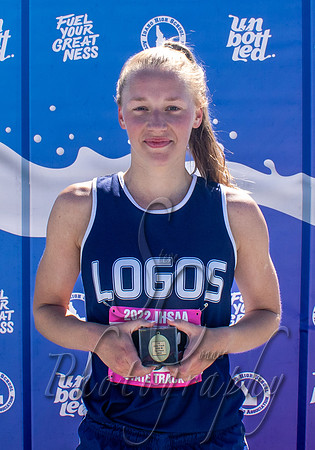 1A Girls 3200 Champion - Clara Anderson - Logos