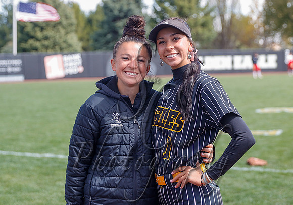 04272024 CSI Softball Sophomore Day   348