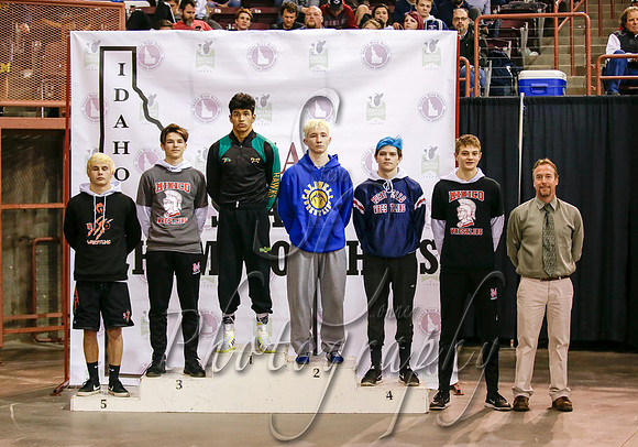 4A 138 lb Awards Podium