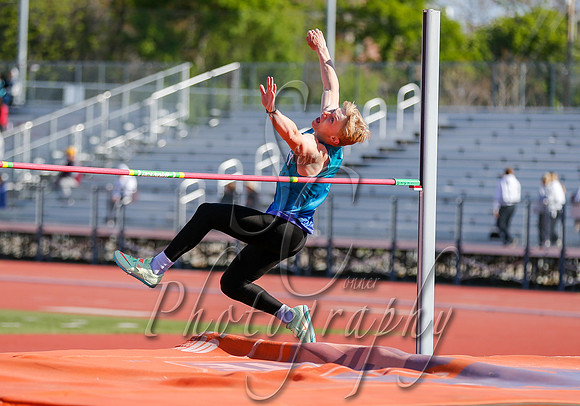 State Track Saturday Action  016