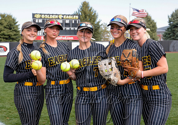 SLCC vs. CSI Game 3 Hailey Louder, Adi Hansen, Mariah Schauwecker, Ava Howell, Lexi Crowley 019
