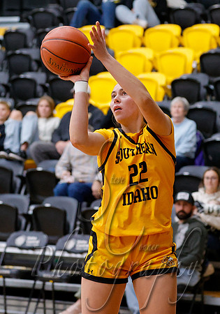 11302024 Columbia State vs. CSI W  010