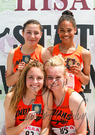 3A Girls 4x200 Relay Buhl 2