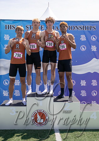 4A Boys 4x200 Relay Champion - Ridgevue 2