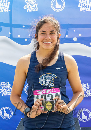 2A Girls 3200 Meter Champion - Jessica Duran - Wendell