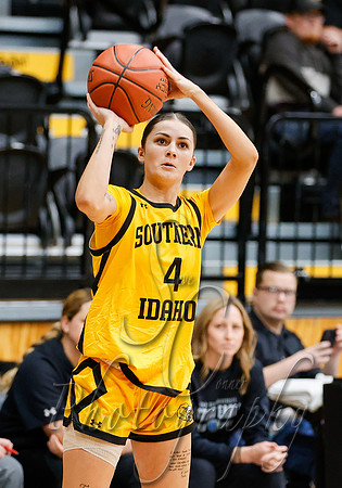02012025 USU-E vs. CSI W  001