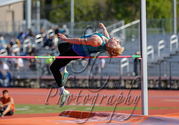 State Track Saturday Action  011