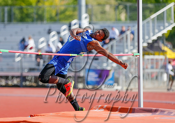 State Track Saturday Action  005