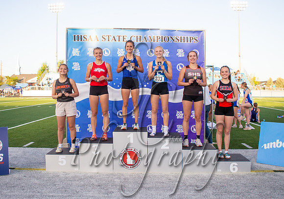 2A Girls Pole Vault