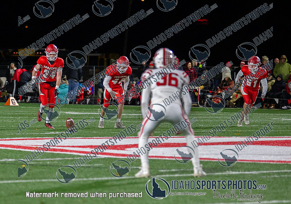 014 11152024 Weiser v Homedale State Playoff Game 003
