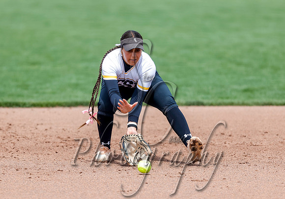 04182025 Snow vs. CSI Day 1  Anslie Yazzie 009